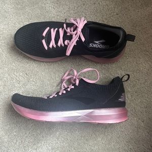 Limited Edition Brooks Levitate